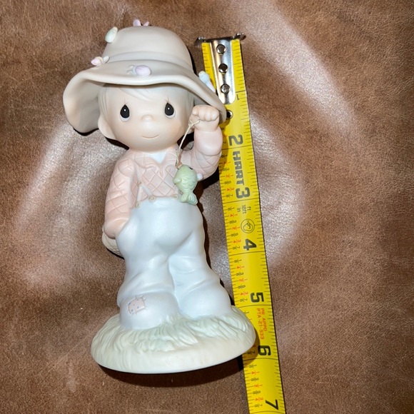 Precious Moments Porcelain Figurine “My Love Will Never Let You Go” Vintage - Picture 10 of 12